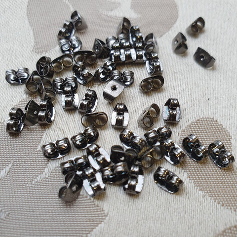 Stud Butterfly, Gunmetal, 3mm (10prs=$1.50, 50prs=$5)